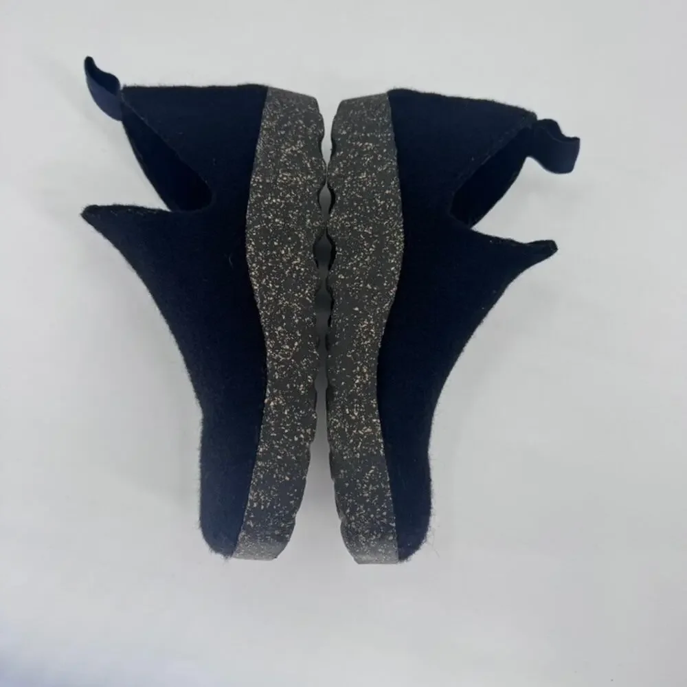 Asportuguesas Round Toe Shoes Black Size 36 6 Flaw